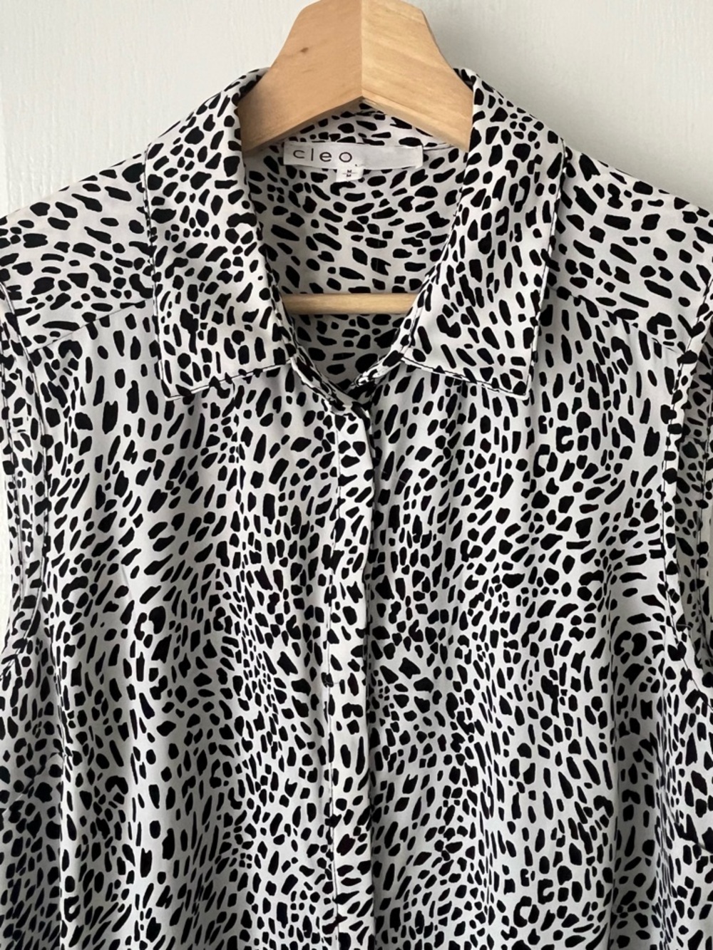 CLEO Black & White Print Sleeveless Blouse Medium - Picture 14 of 15